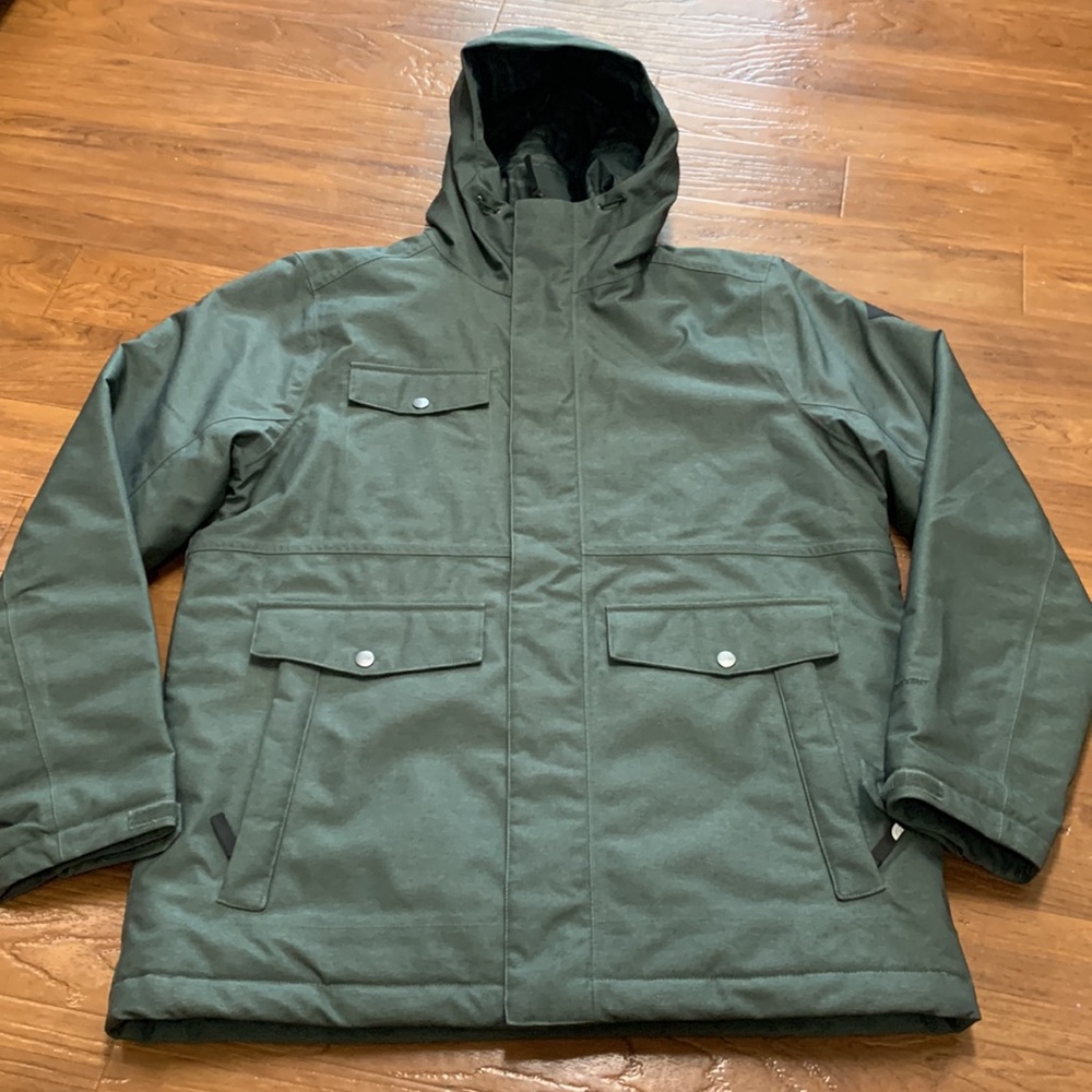 The North Face Dryvent Waterproof Puffer Jacket